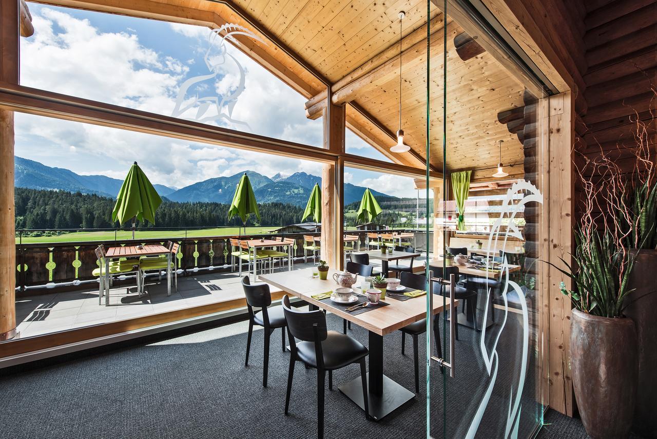 Hotel Ustria Parlatsch Trin Ngoại thất bức ảnh